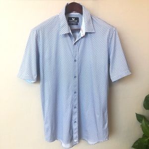 BUTTERCLOTH Fitted Buttondown short sleeve shirt